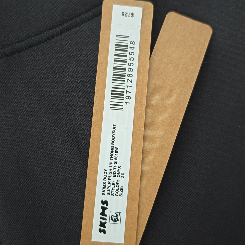SKIMS Body Super Push-Up Thong Bodysuit Size: 2X Onyx - Picture 5 of 7